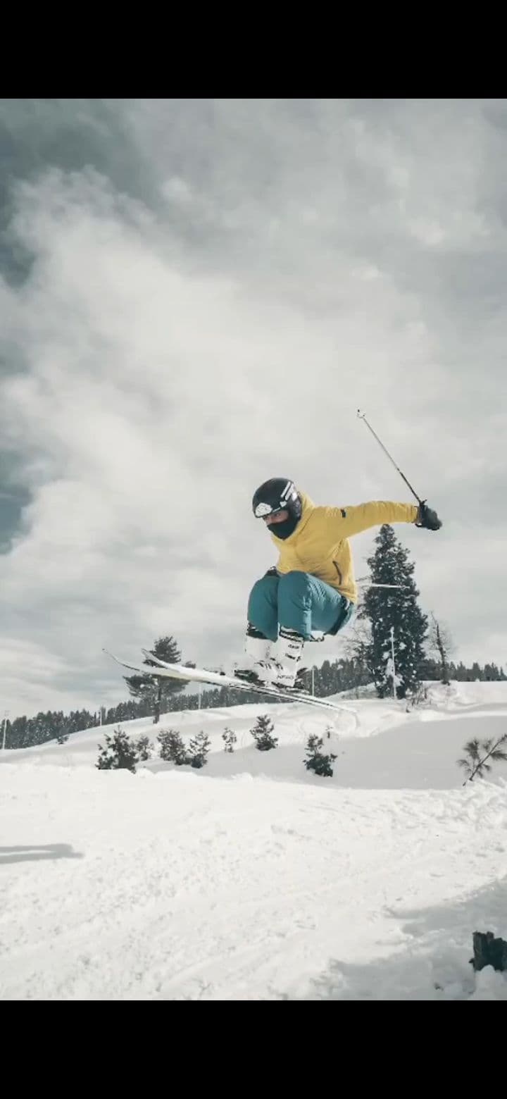 Skiing 5 Days 4 Nights