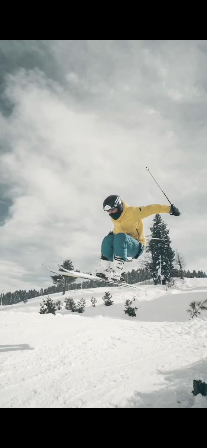 Skiing 5 Days 4 Nights