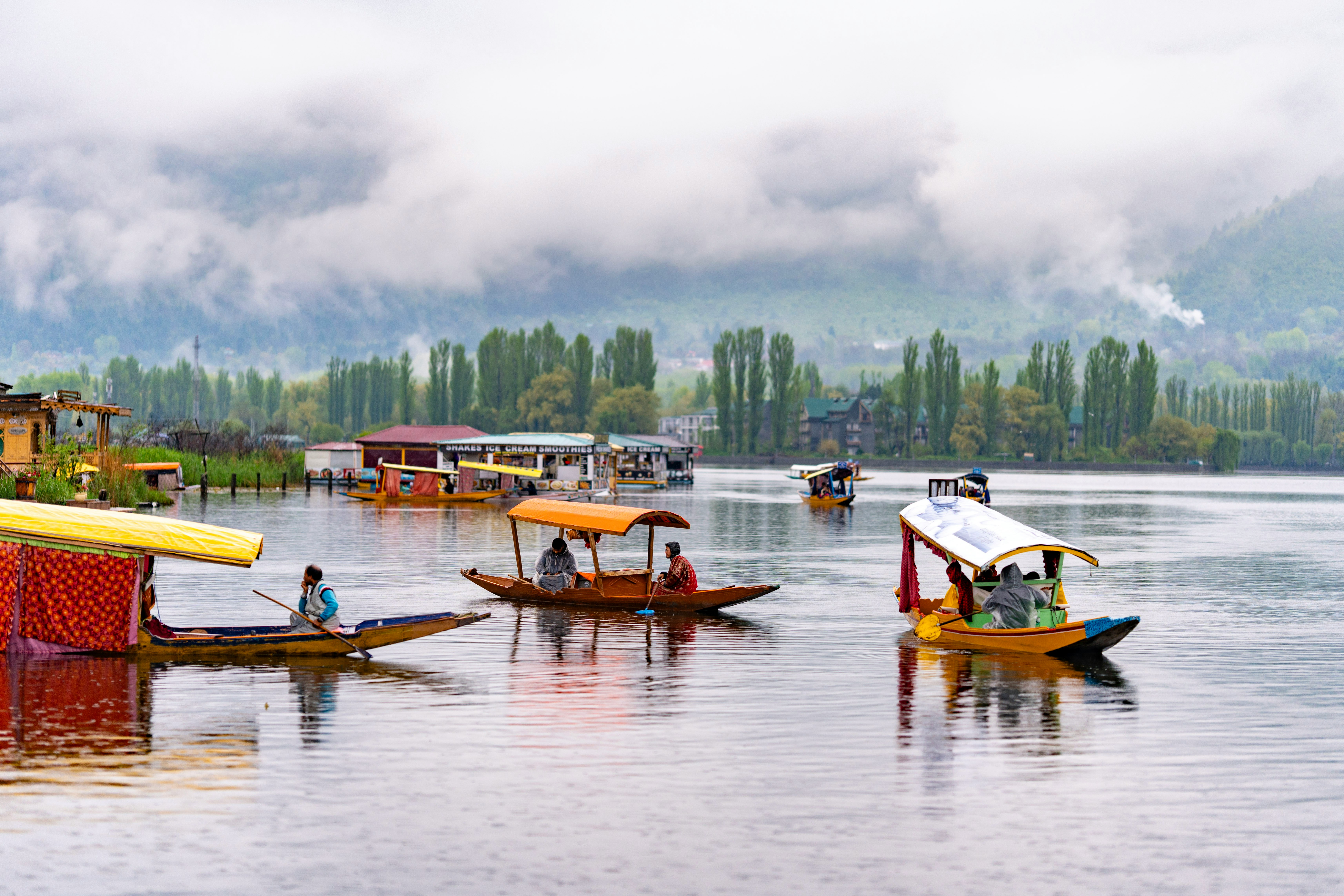 Kashmir Tour 7 Days 6 Nights